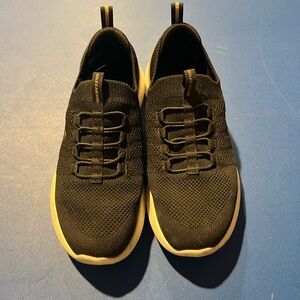 SKECHERS SKECH-AIR DYNAMIGHT PERFECT STEPS SIZE 6.5 ATHLETIC SHOES SLIP ON